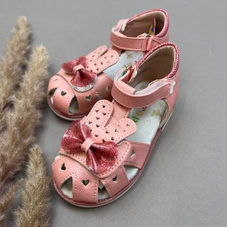 Босоніжки для дівчинки (23-24 розмір)