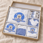 Подарочный набор для новорождённого мальчика 10 предметов, бело-голубой с львёнком-пилотом, 100% хлопок, Турция