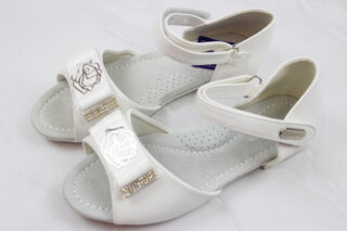 Босоніжки для дівчинки (33 розмір)