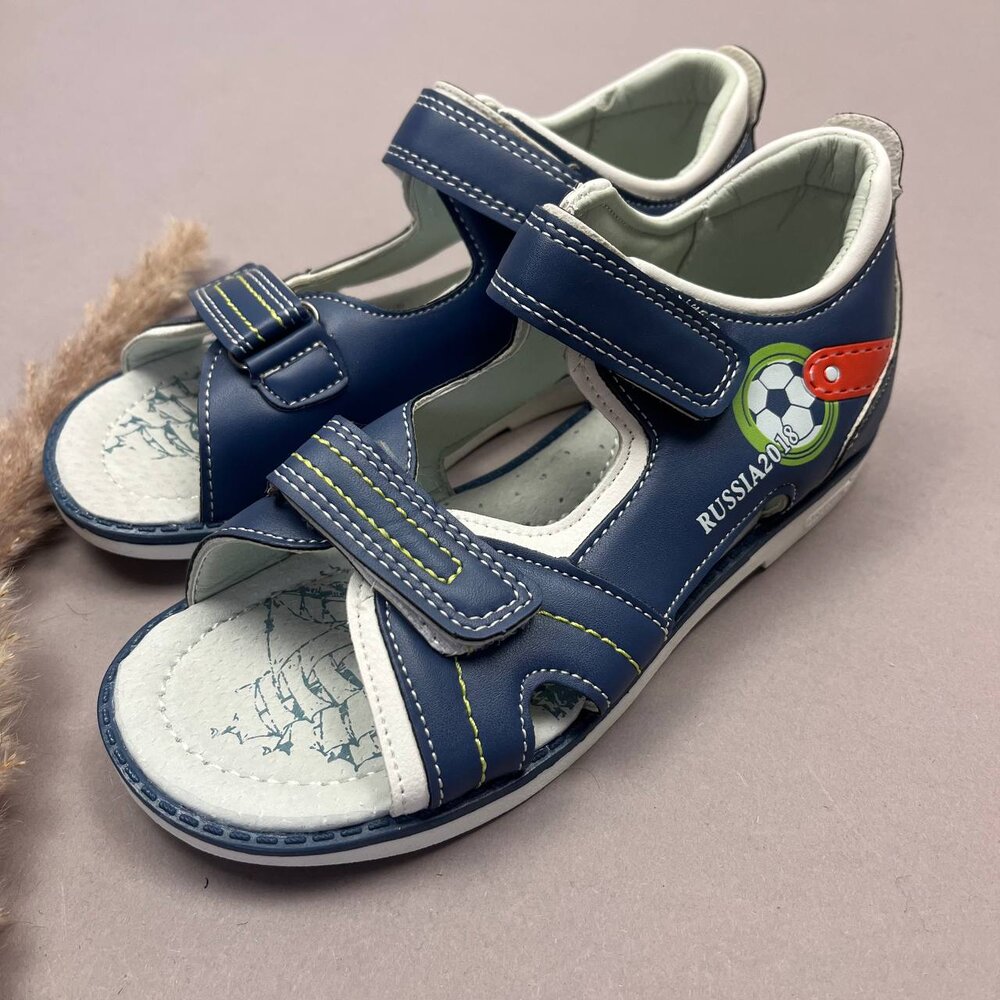 Босоножки для мальчика (31 размер)