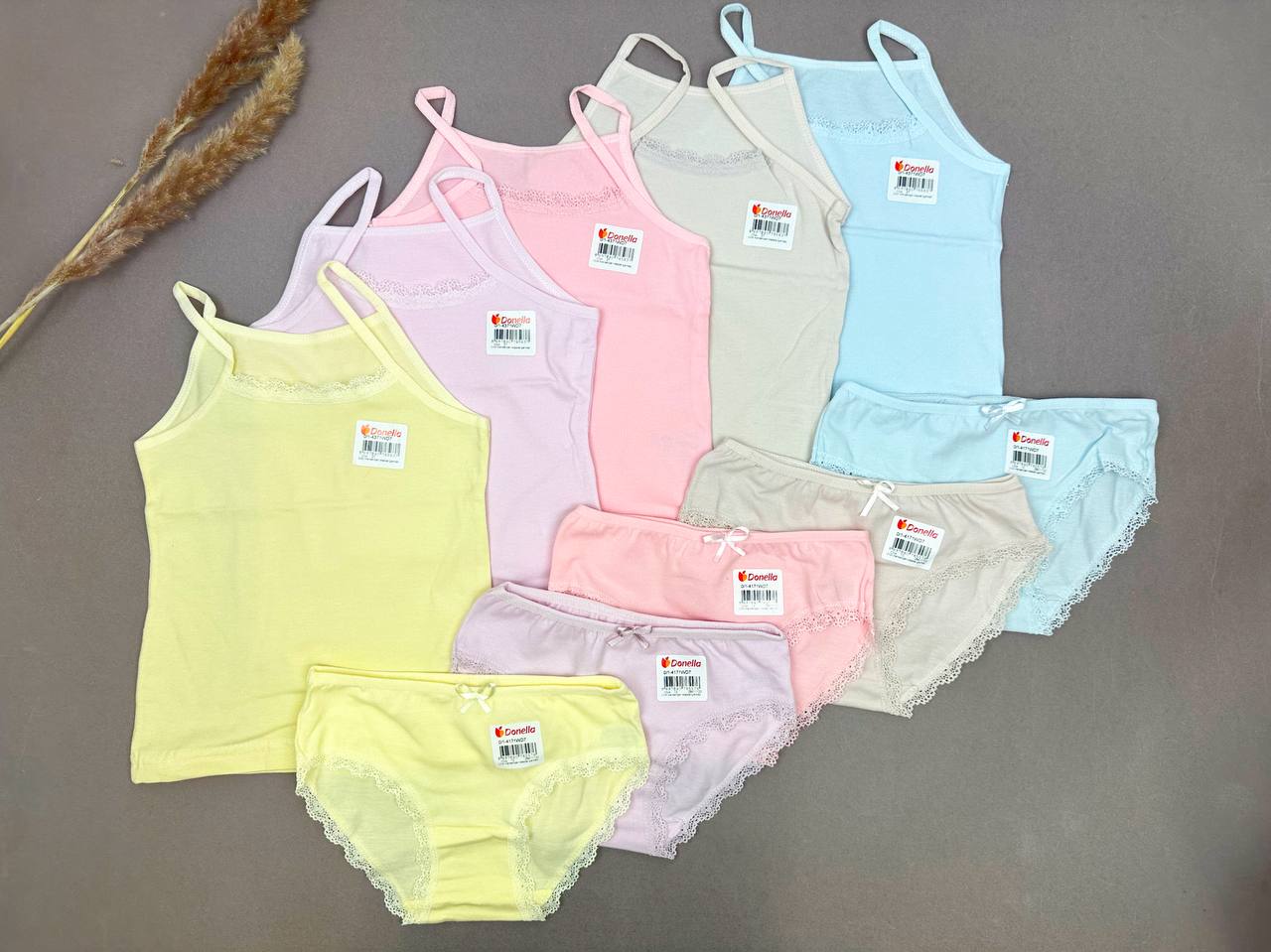 Комплект для девочки (0-11 лет) Донелла