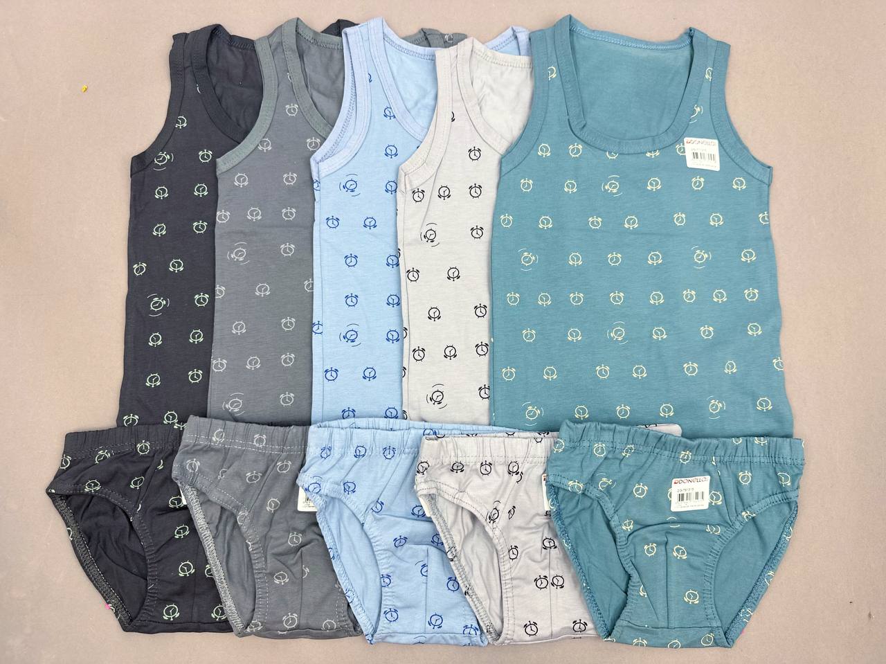 Комплект для мальчика (2-11 лет) Донелла