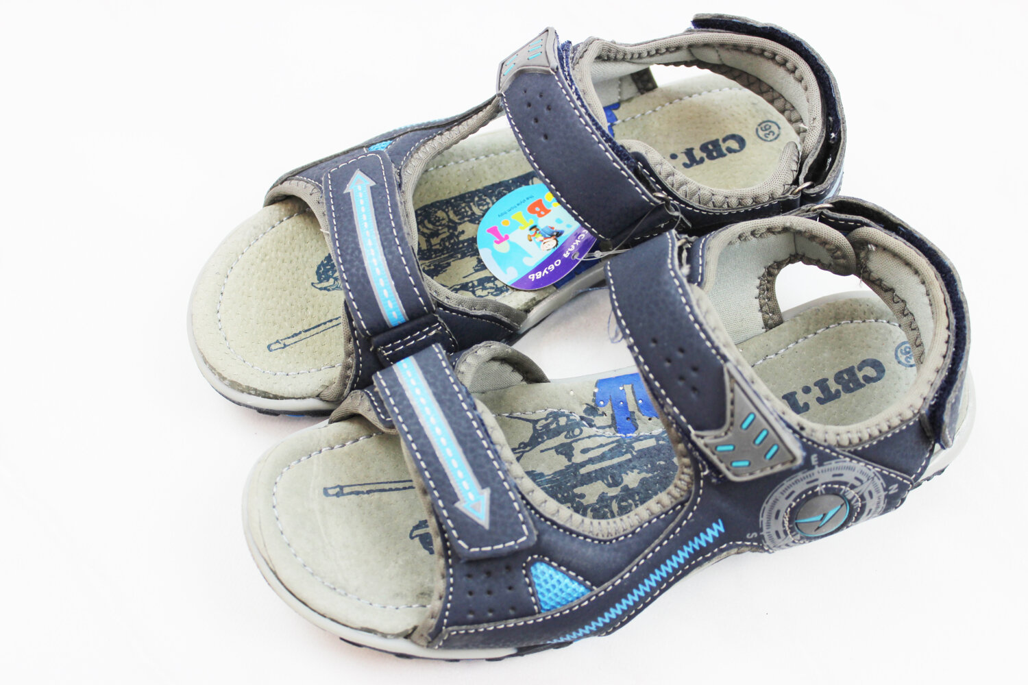 Босоножки для мальчика (36 размер)