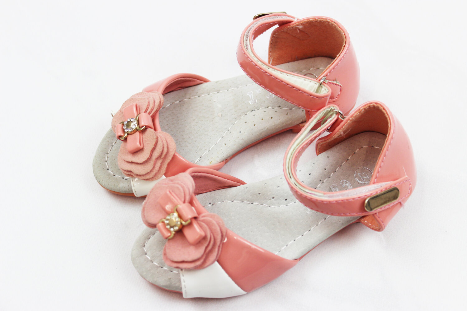 Босоніжки для дівчинки (27 розмір)