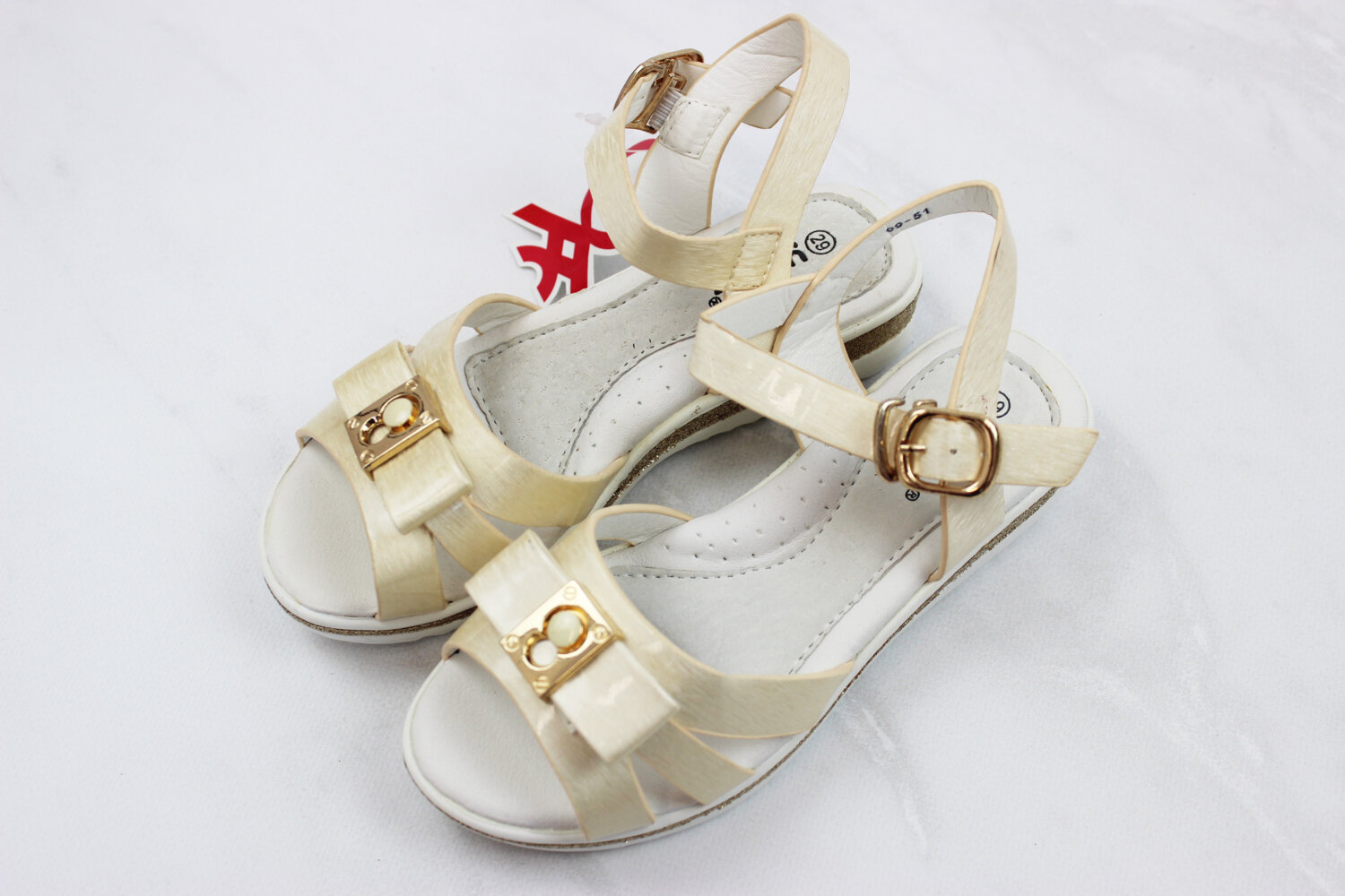 Босоніжки для дівчинки (29-32 розмір)