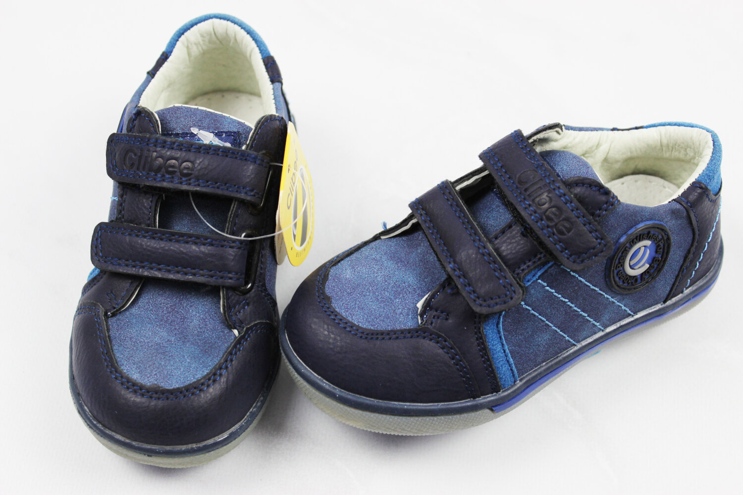 Кросівки для хлопчика ( 23 розмір)